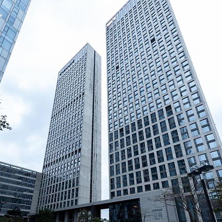 Guangzhou Xing Yi International Apartment - Poly World Branch Екстериор снимка