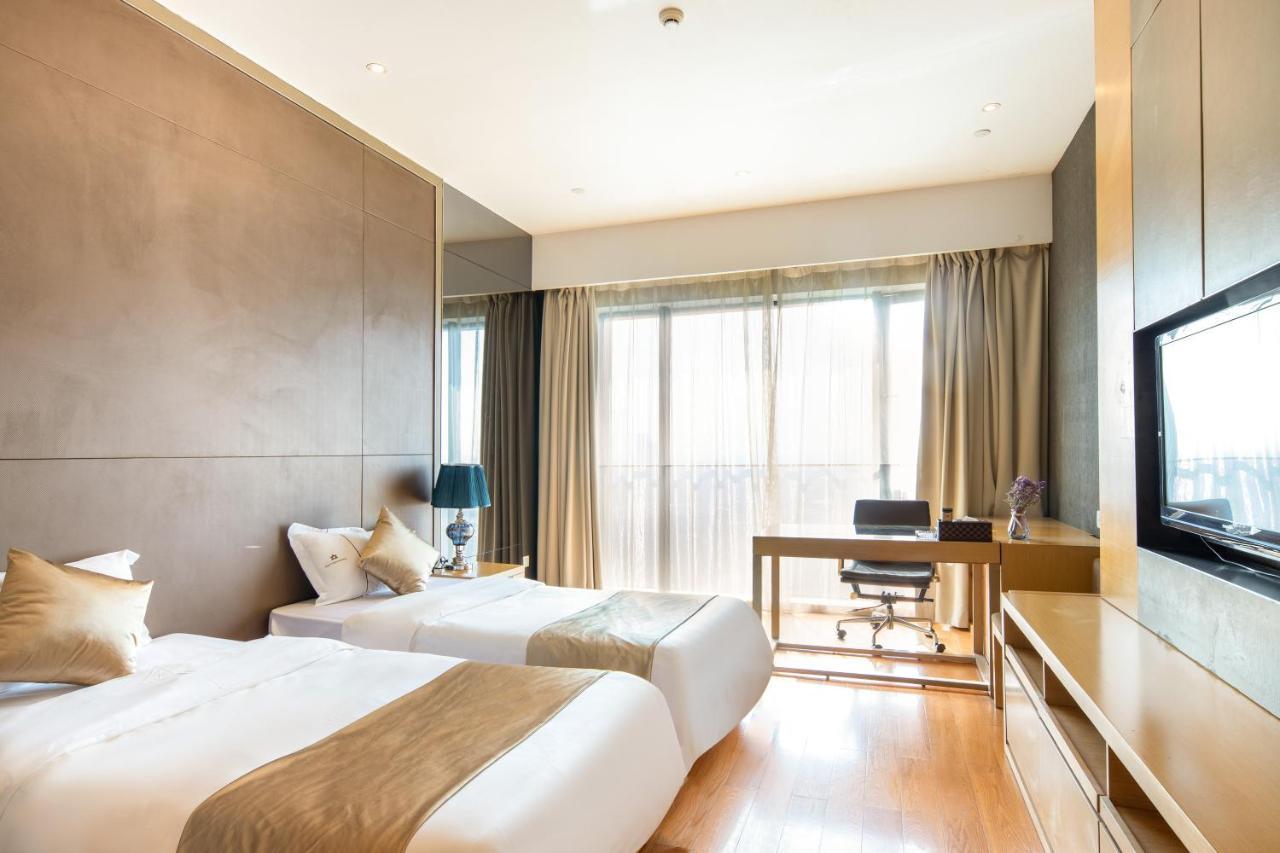 Guangzhou Xing Yi International Apartment - Poly World Branch Екстериор снимка