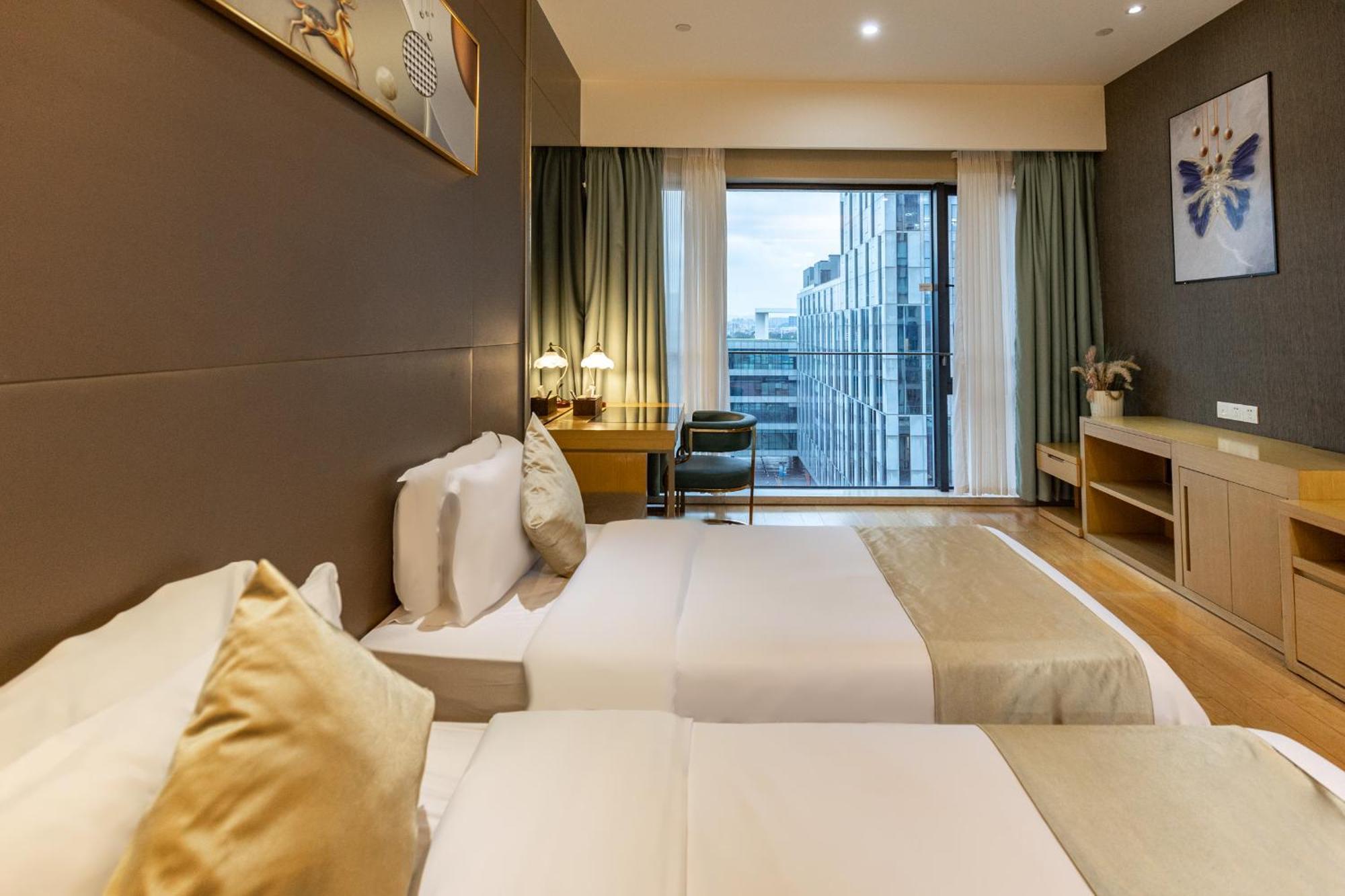 Guangzhou Xing Yi International Apartment - Poly World Branch Екстериор снимка