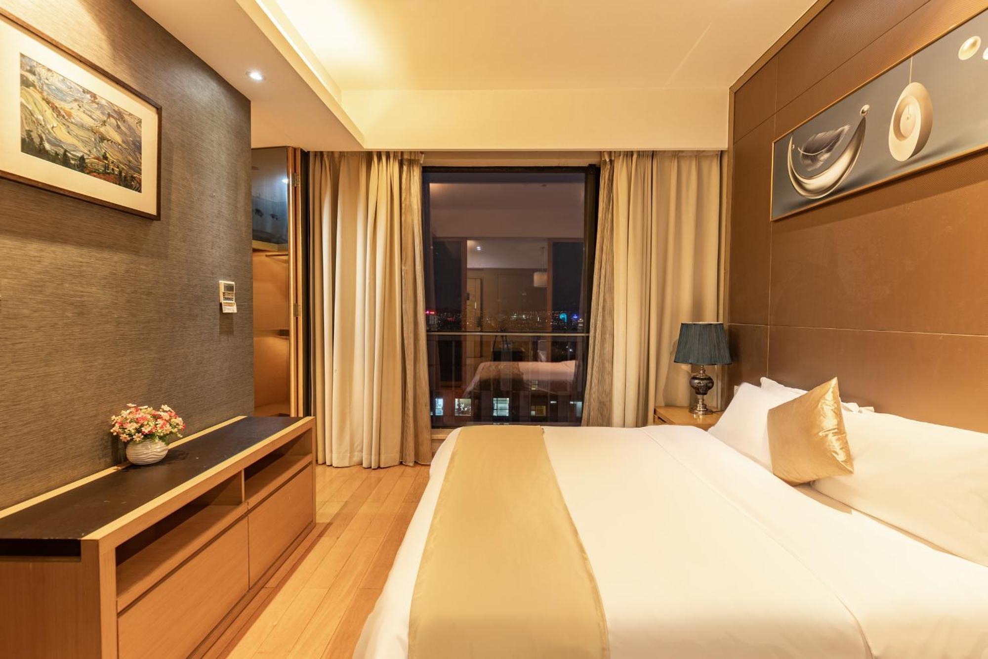 Guangzhou Xing Yi International Apartment - Poly World Branch Екстериор снимка