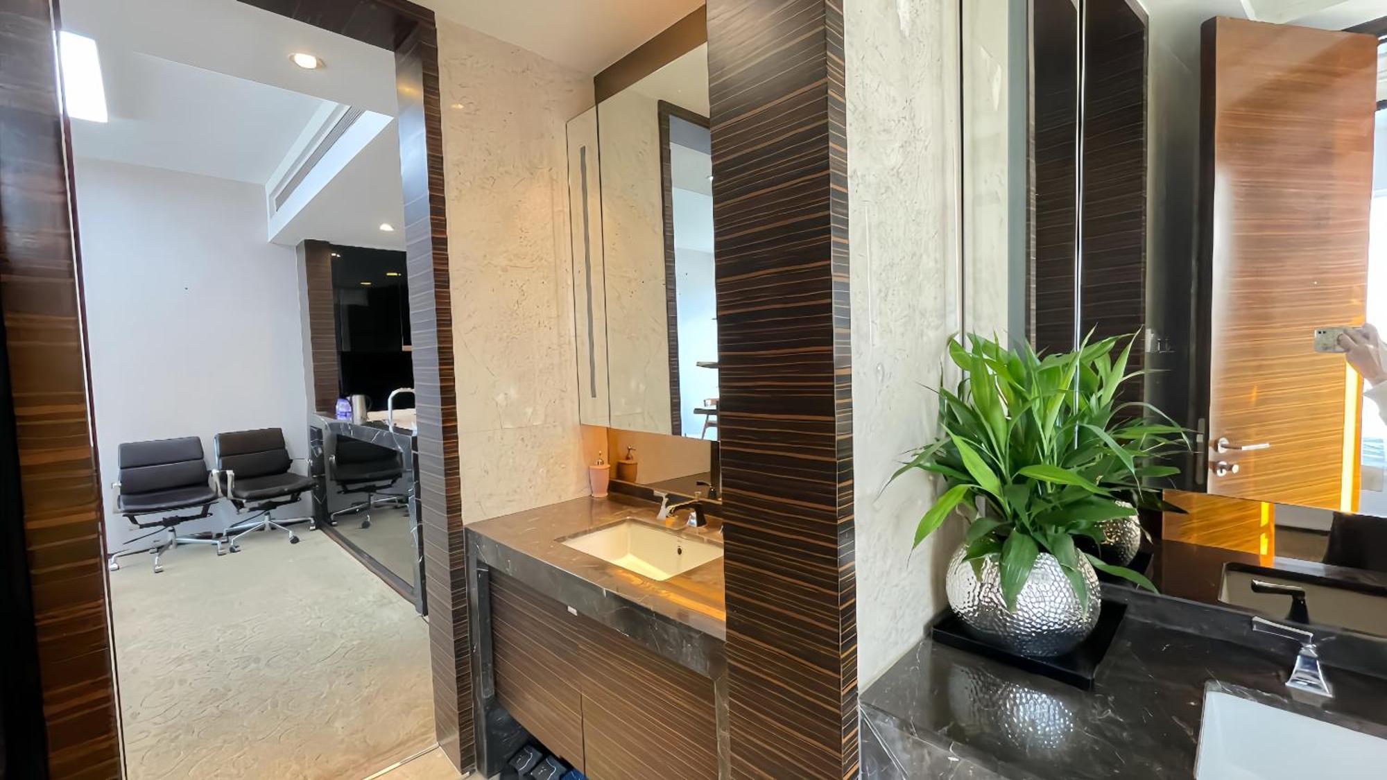 Guangzhou Xing Yi International Apartment - Poly World Branch Екстериор снимка